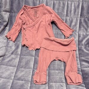 Caden Lane NB soft waffle weave 2pc set